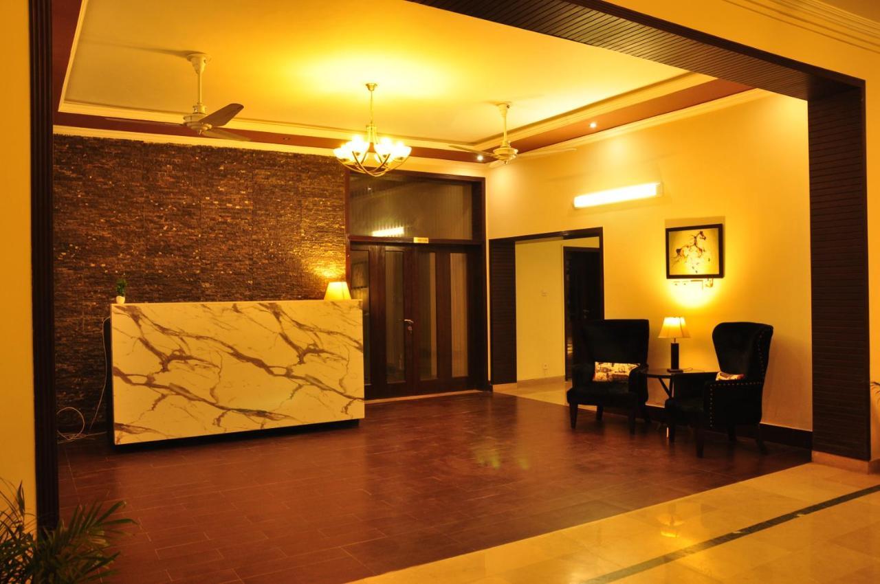 Reina Boutique Hotel - G6/3 Islámábád Exteriér fotografie